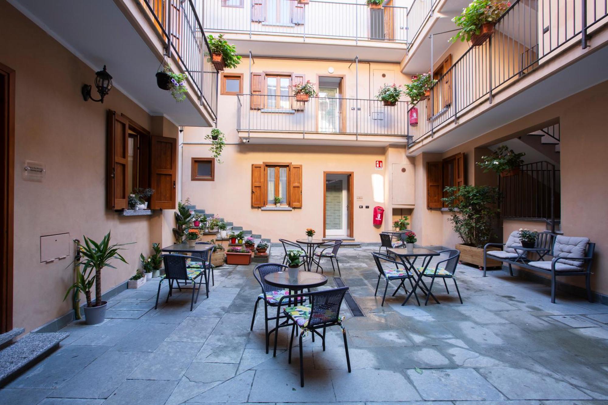 La Casa Del Sarto - Rooms And Apartments Lecco Exteriér fotografie
