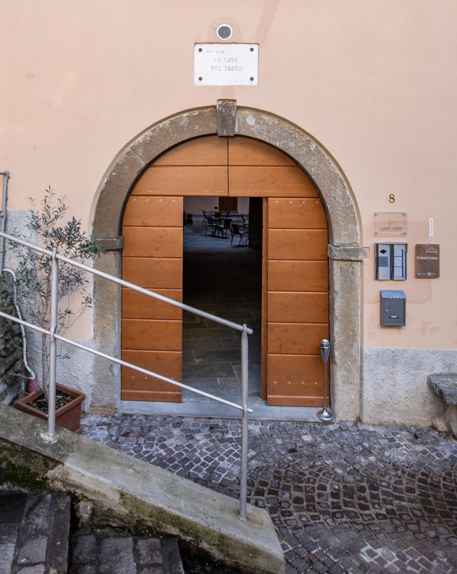 La Casa Del Sarto - Rooms And Apartments Lecco Exteriér fotografie